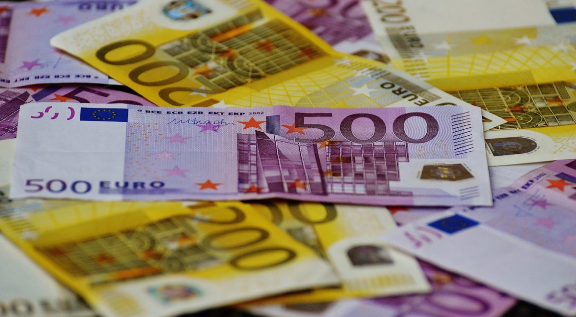 La Banque centrale européenne cessera d’imprimer le billet de 500 euros à partir de 2018. Photo: Alexa via Pixabay La Banque centrale européenne cessera d’imprimer le billet de 500 euros à partir de 2018. Photo: Alexa via Pixabay