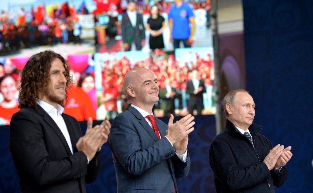 Coupe du monde de football: quand la politique se nourrit du sport