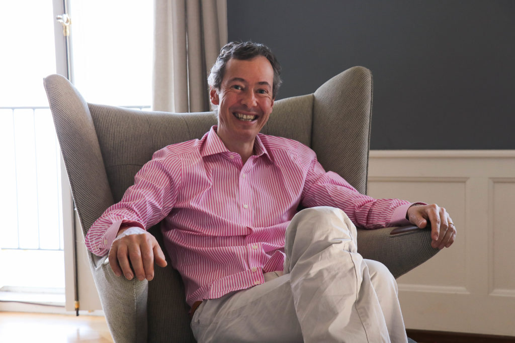 Gonzague de Waresquiel, the Count who bought Polnareff's Harley