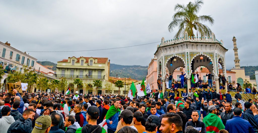 Der Hirak in Algerien und wir: Das Ende der Unschuld
