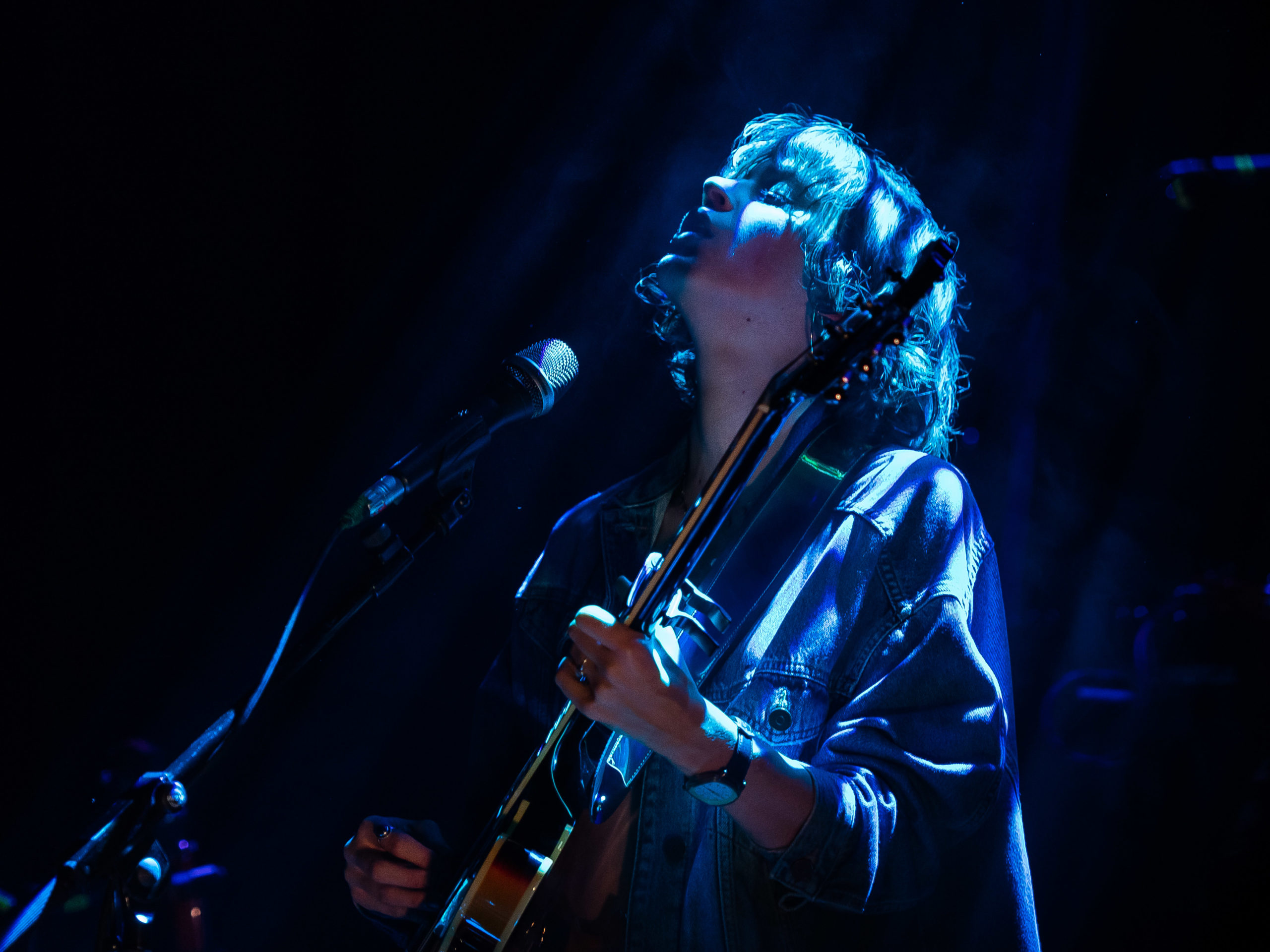 Apple, poetry in our hearts