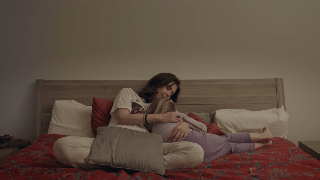 «Les Nouvelles Eves»: a docu without breaking (m)eggs