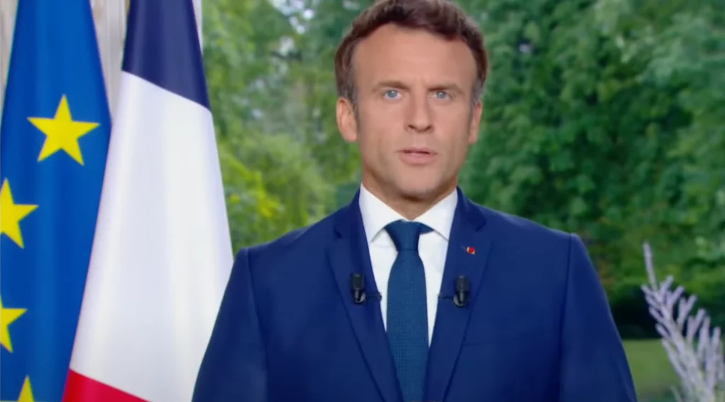 Législatives 2022: de la «crise politique» à la «vraie Renaissance»