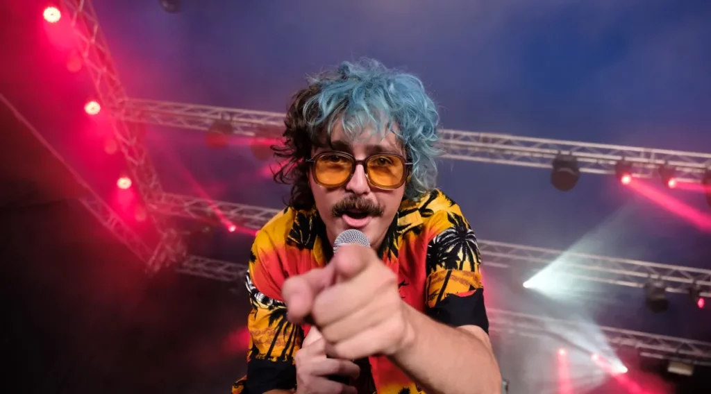 Julien Granel at Paléo: good humor and joy