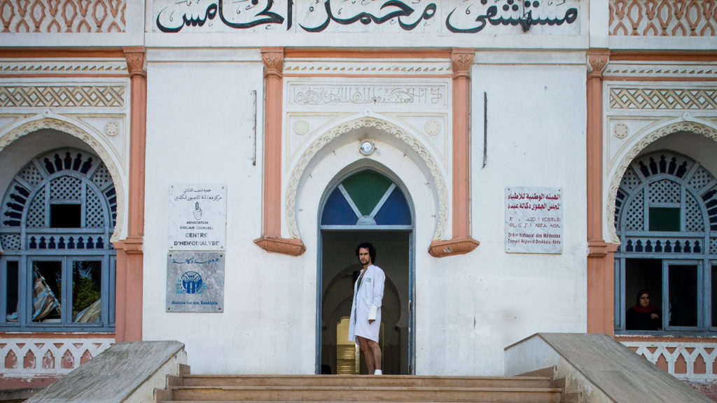 «Une urgence ordinaire», a film that denounces evils with few words