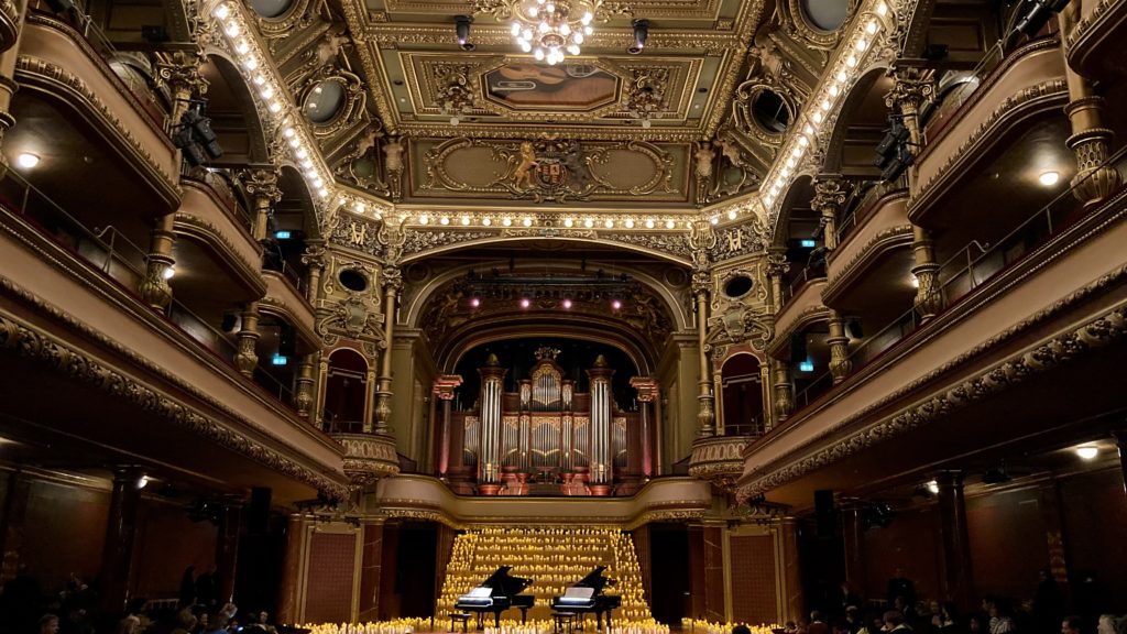 Un ballet à la bougie￼