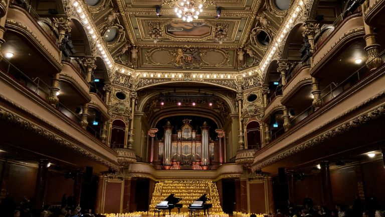 Un ballet à la bougie￼