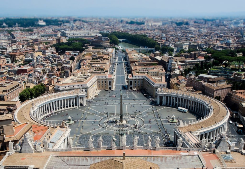 La vraie-fausse neutralité de la diplomatie vaticane