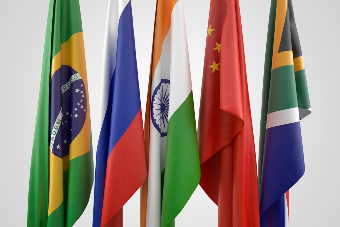 Les drapeaux des pays du BRICS (le Brésil, la Russie, l'Inde, la Chine et l'Afrique du Sud), qui se réunissent depuis 2011 en sommet annuel. Photo: Pixabay