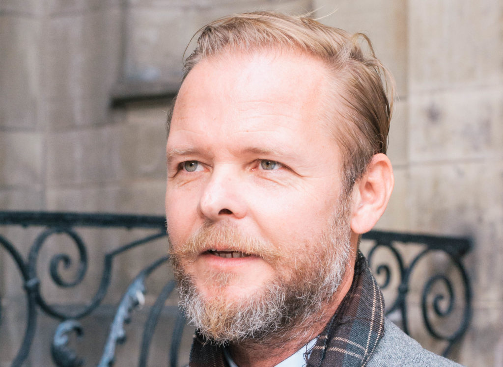 «Eurotrash», between family novel and cathartic work