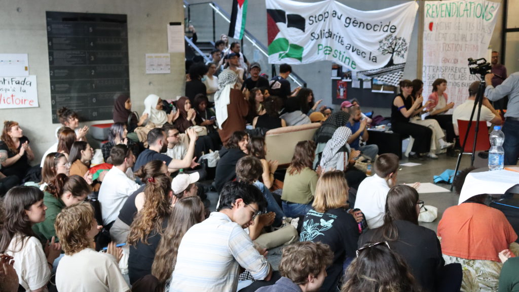«Israel = Terrorists»: immersion among pro-Palestinian students