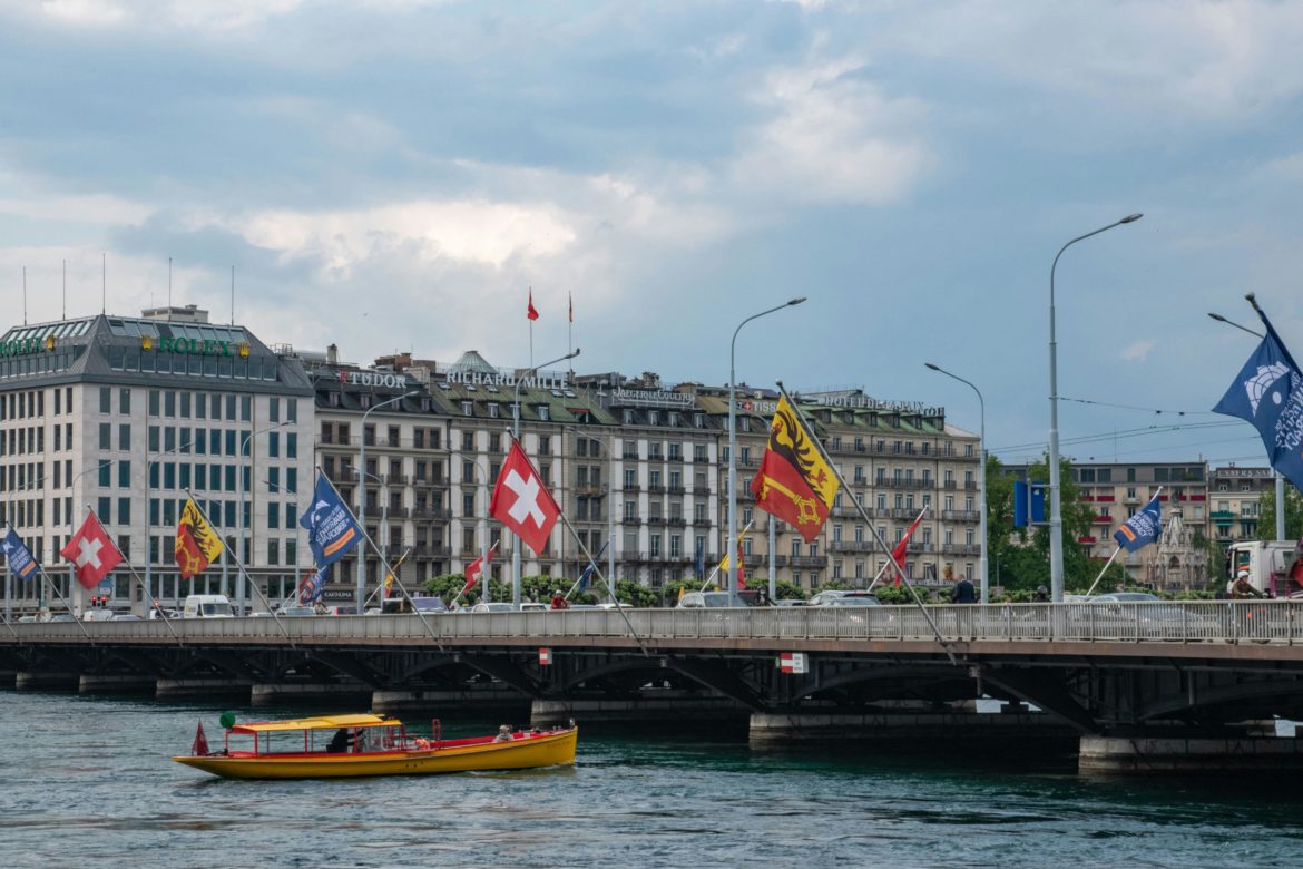 Pour les élections municipales de 2025 en Ville de Genève, Le Centre et les Vert’libéraux ont scellé un pacte ayant pour objectif de renforcer le bloc centriste. © Pexels