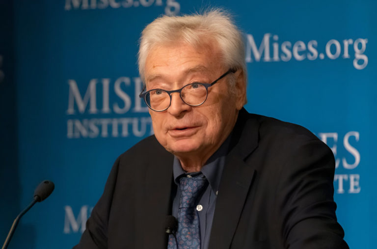 La critique libérale de la démocratie, de Constant à Hoppe